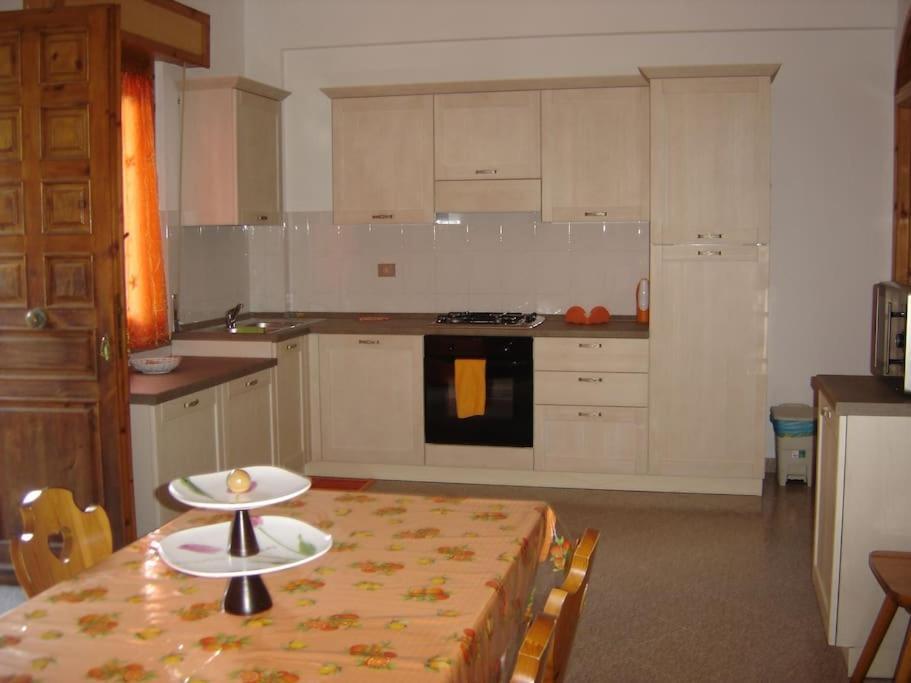 Appartamento A 50 Mt Dal Mare Cala Gonone Exterior foto