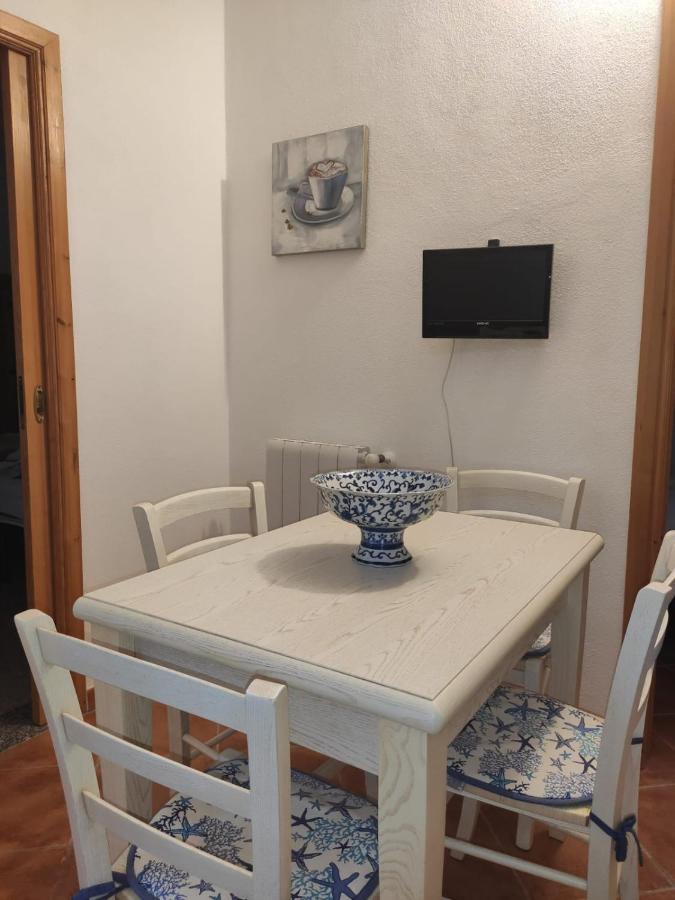 Appartamento A 50 Mt Dal Mare Cala Gonone Exterior foto