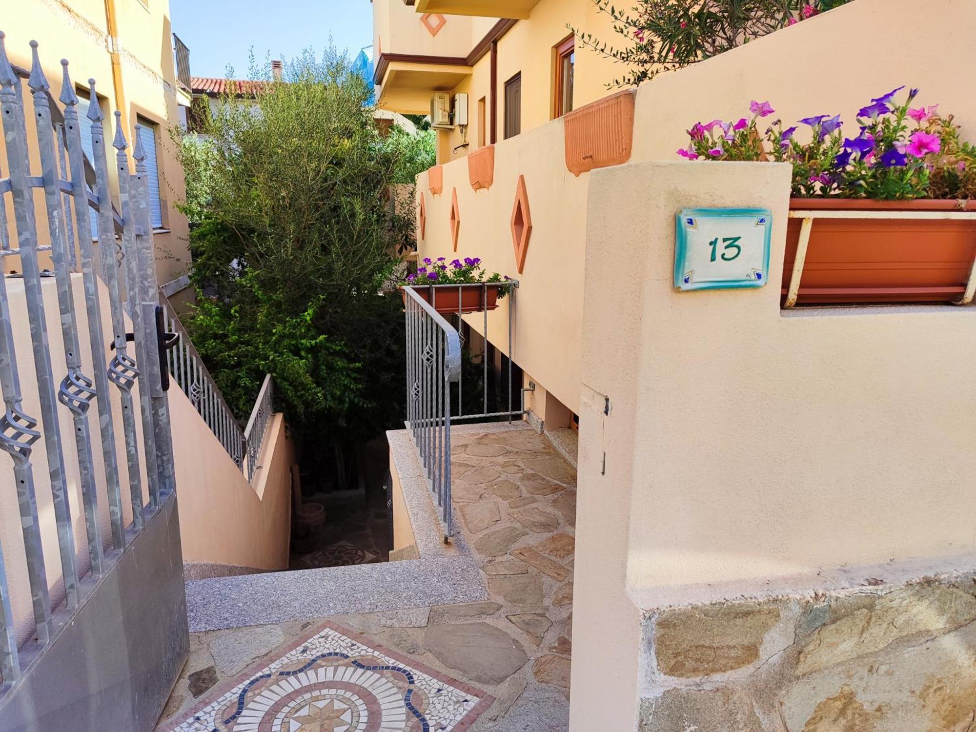 Appartamento A 50 Mt Dal Mare Cala Gonone Exterior foto